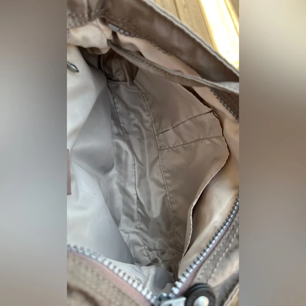 Kipling Women's Angie Handbag, Lightweight Crossbody, Nylon Travel Bag - Picture 5 of 9